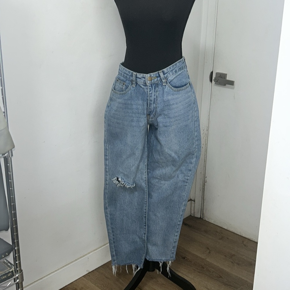 SHEIN Light Blue Straight Leg Jeans